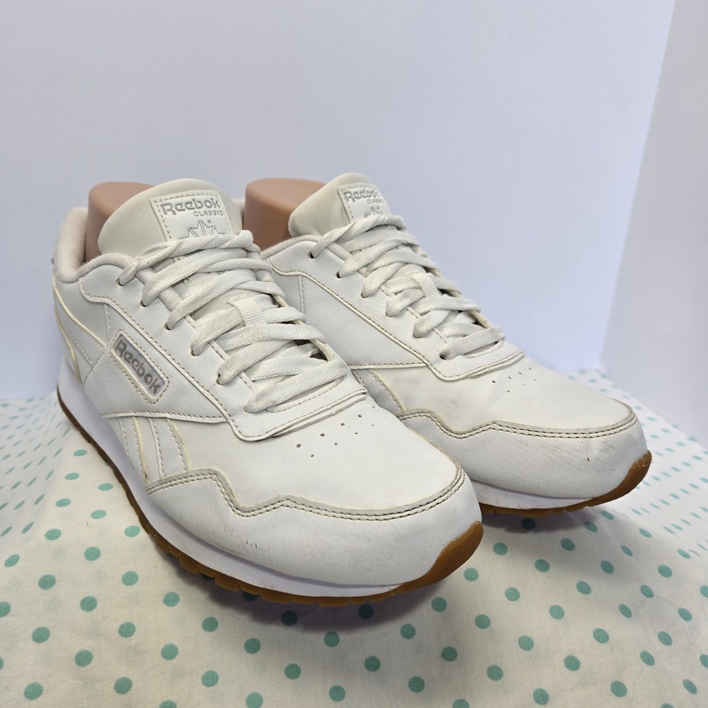 Reebok Women's Classic Leather Sneaker White/Gum Size 9 Running Shoe Preppy